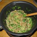 Bandnudeln mit Spinat-Sahne