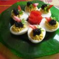 gefüllte Eier mit Kaviar