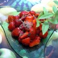 Erdbeersalat mit Holunderblütendressing
