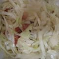 Salate: Krautsalat roh mit Bauchspeck