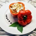 Gefüllte Paprika mit Sojagranulat & Feta