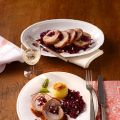 Gefüllte Putenunterkeule  mit Apfel-Rotkohl