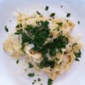 Parmesan-Knoblauch Nudeln