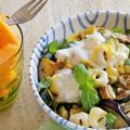 Tortellini-Salat und Melonenbecher