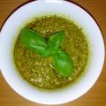Frisches Basilikum Pesto