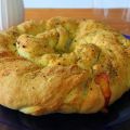 Gefüllte Brotschnecke