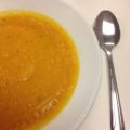 Kürbiscremesuppe mit Mango