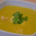 Möhren-Zucchini-Cremesuppe mit Kokos und einem[...]