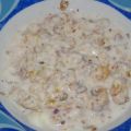 Müsli mit Joghurt,Honig und Sonneblumenkernen