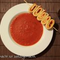 Tomatensuppe mit Pfannkuchen-Spießen