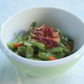 grüner Bohnensalat mit geröstetem Bauchspeck