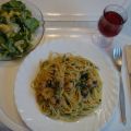 Knoblauch- Spaghetti mit Chili und Garnelen