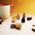 Schwarz-Weiß Weihnachtsbäumchengebäck