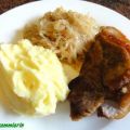 Fleisch:    HAXENBRATEN mit Sauerkraut