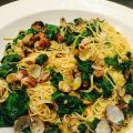 Spaghetti Vongole mit Spinat