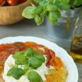 Tomaten Tarte Tatin mit Büffelmozzarella