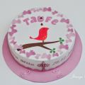 Eine Torte zur Taufe mit Schmetterlingen und[...]