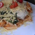 Hähnchenbrustfilet mit Blattspinat überbacken[...]
