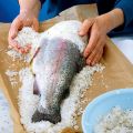 Zarter Fisch in Ingwer-Koriander-Salz