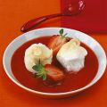 Schnee-Eier mit Erdbeersauce