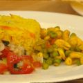 Gemüsereis mit Curry und Papadam, Obstsalat