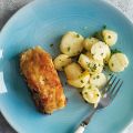 Gebackenes Fischfilet mit Kartoffelsalat