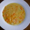 Butternusskürbis-Cremesuppe mit Mais
