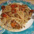 Spagetti mit Linsen und Tomaten