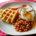 English Breakfast Waffles mit Baked Beans