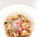 Pasta mit Scampis und Zucchini