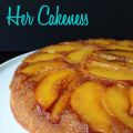 Gestürzter Pfirsichkuchen