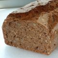 Vollkornbrot mit Sonnenblumenkernen