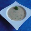 Suppe: Petersilienwurzelsuppe