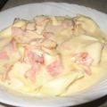 Käsetortellini in Schinken-Käsesauce
