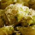 Kürbis-Gnocchi mit Basilikumsauce