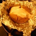 Folienkartoffeln aus dem Backofen, mit[...]