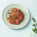 Tomatensalat mit Kichererbsen