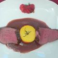 Filet von der Färse an Paprika-Polenta-Turm und[...]