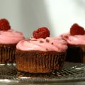 Saftige Schoko-Himbeer Cupcakes