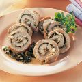 Rollbraten mit Kräuterfüllung