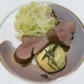 Kalbsfilet in Balsamicojus mit Spitzkohl und[...]