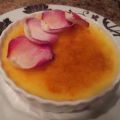 Crème Brûlée mit Rosenwasser