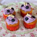 _blueberry white chocolate cupcakes