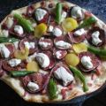 Flammkuchen mit Feigen und Ziegenkäse