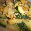 Schnelle Zucchini Pfanne mit Schinken und[...]