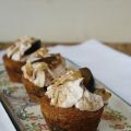 Zwetschgen-Muffins mit Zimtsahne und[...]