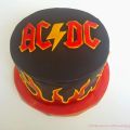 AC/DC-Geburtstagskuchen ... mit[...]