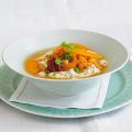 Rote-Linsen-Suppe mit Kreuzkümmeljoghurt