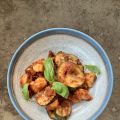Gnocchi mit Zucchini und Tomatensoße