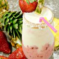 Sippy Sunday - Skinny Layered Strawberry Pina[...]